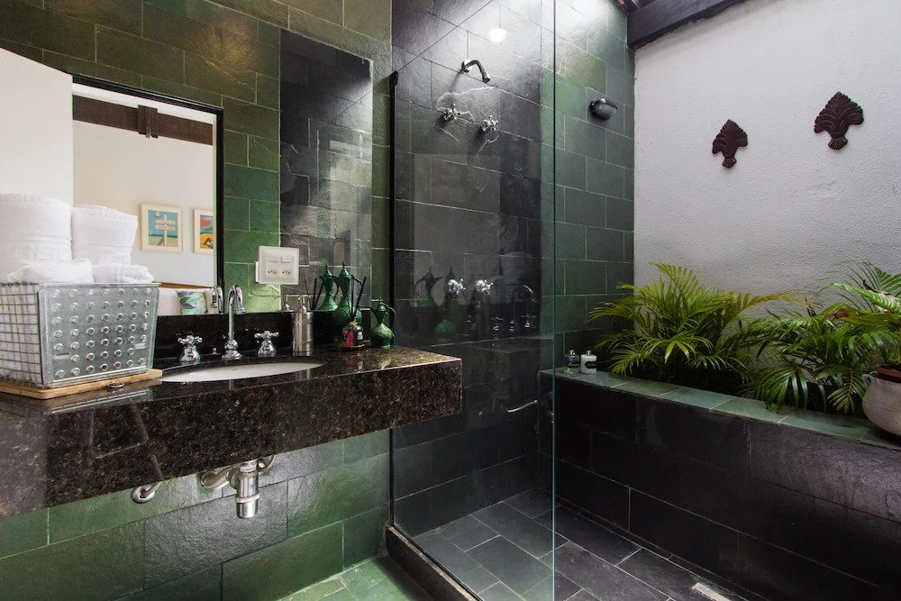 Discovery Suites Rio
