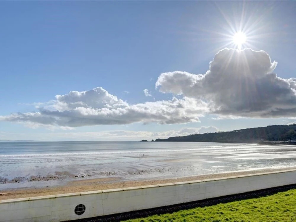 Spacious Apartment in Saundersfoot With Terrace
