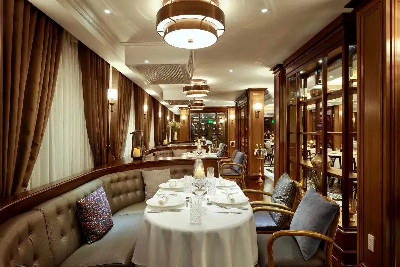 Indochine Cruise Lan Ha Bay