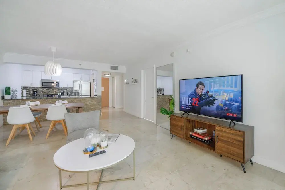 Centric 40thFloor Brickell Condo FREE parking by Palermo Home Miami