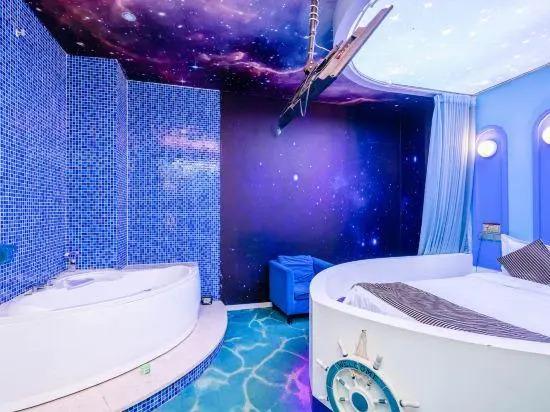 Boli 24 Fang Theme Hotel