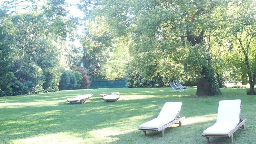 Villa con Giardino