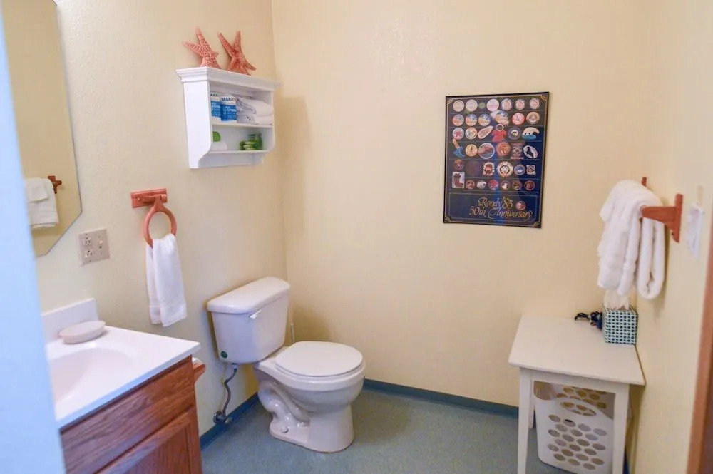 Sea Treasures Inn
