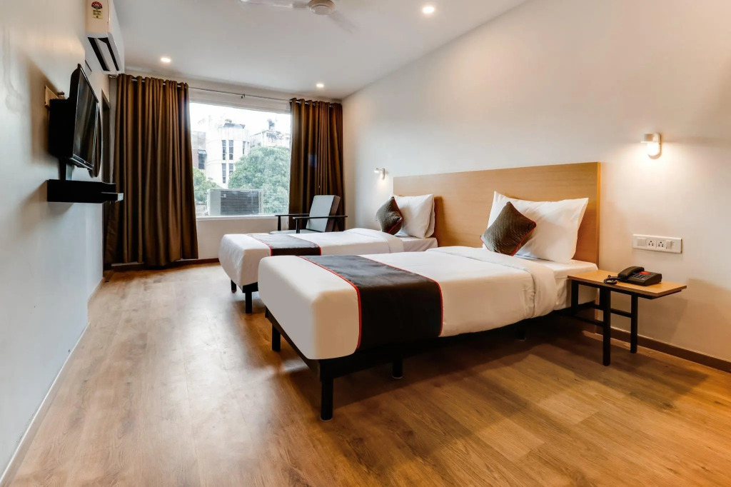 Townhouse Gandhi Hall