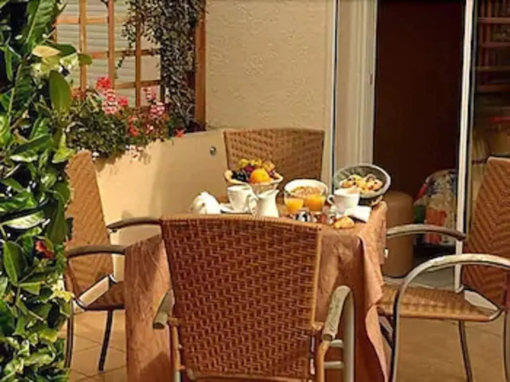 Logis Hotel Restaurant LEscapade