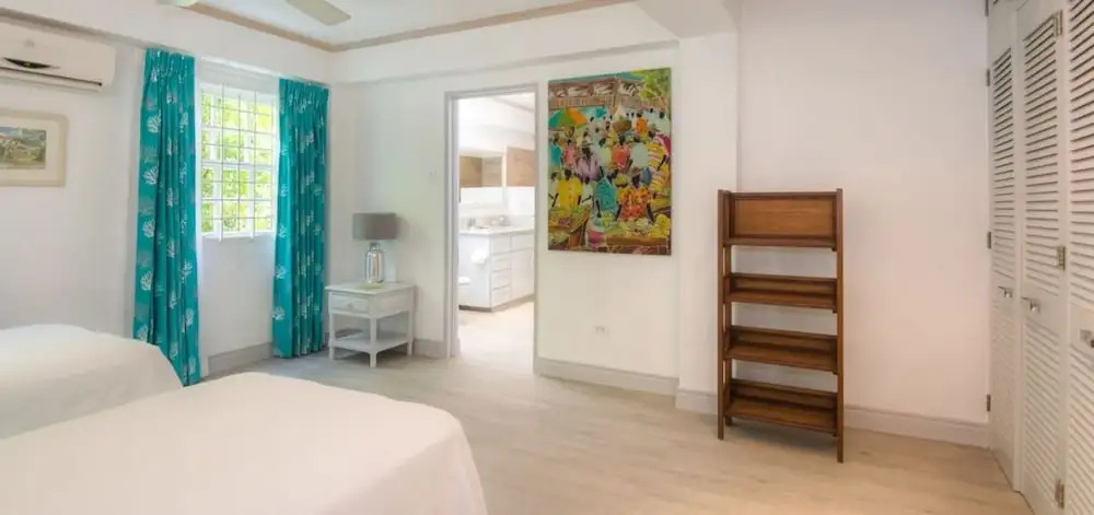 Villa Westshore