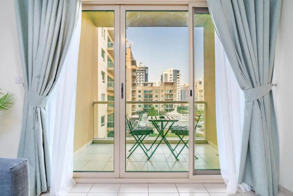 Lux BnB 1BD Greens & Views