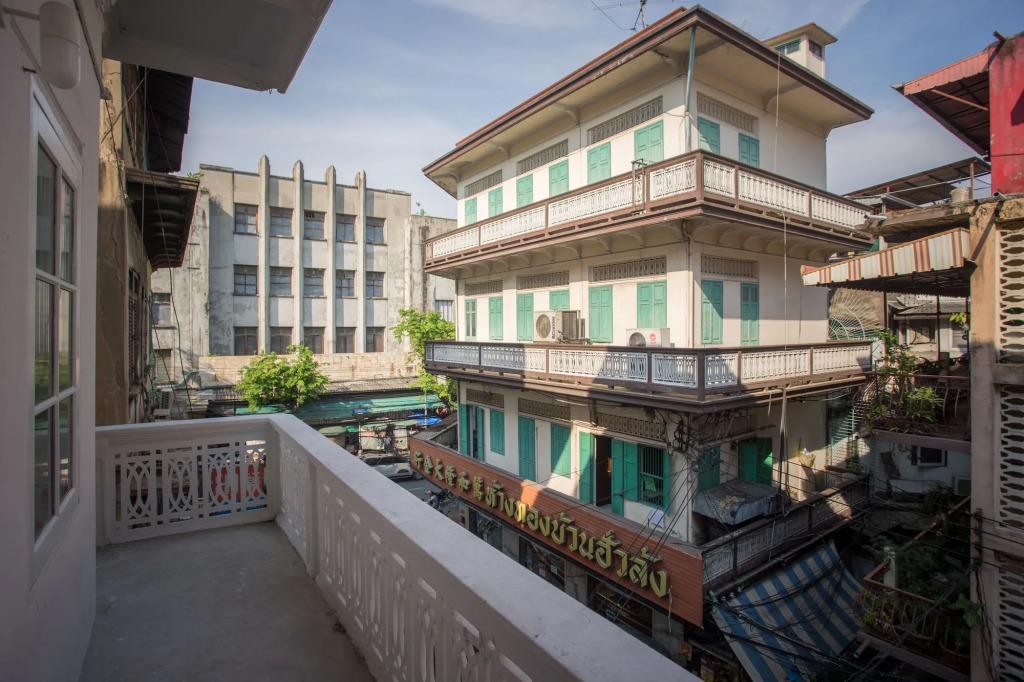 Norn Yaowarat Hotel
