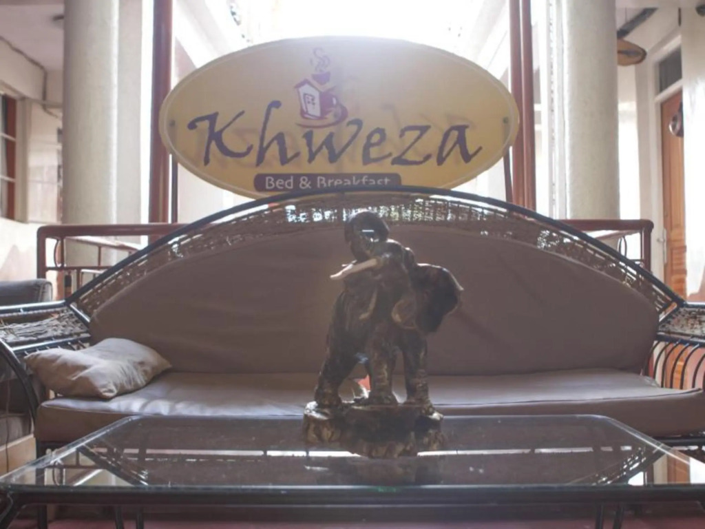 Khweza Bed and Breakfast
