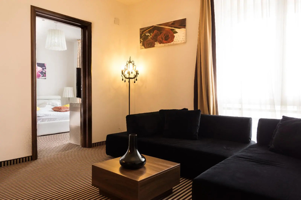 Alex&George Boutique Hotel