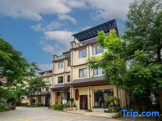 Qixi Homestay (Manghuang Village Scenic Area)