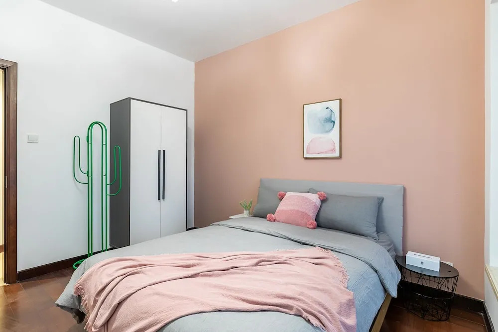 Locals Boutique Apartment Huafa Plaza 19