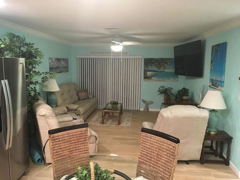 Jamaica Royale 102 - 2 Br Condo