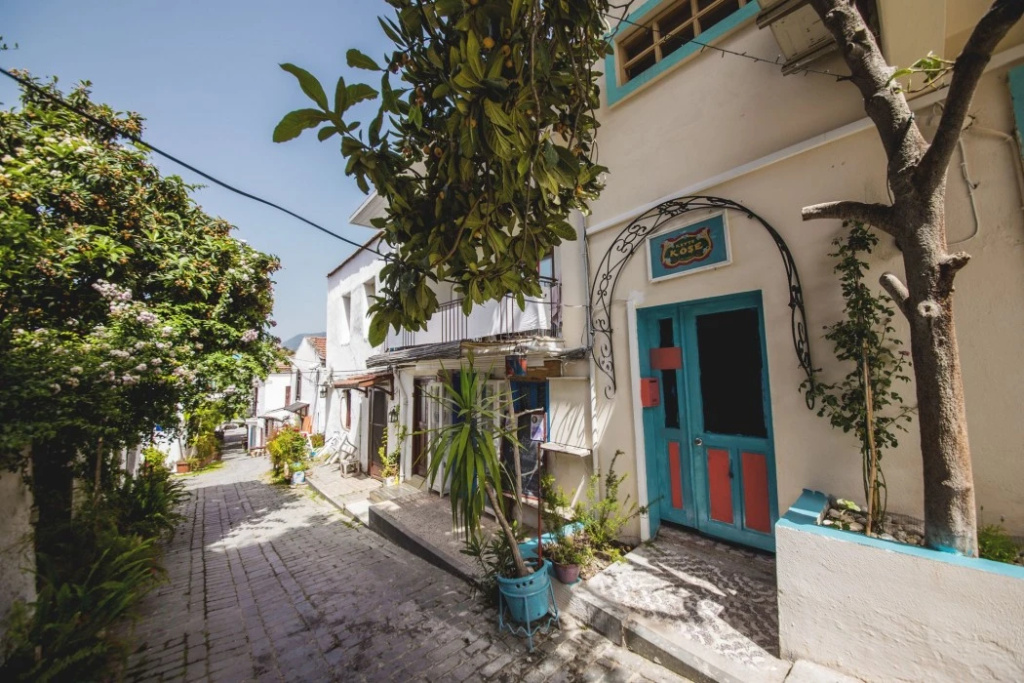 Kuytu Bed & Breakfast