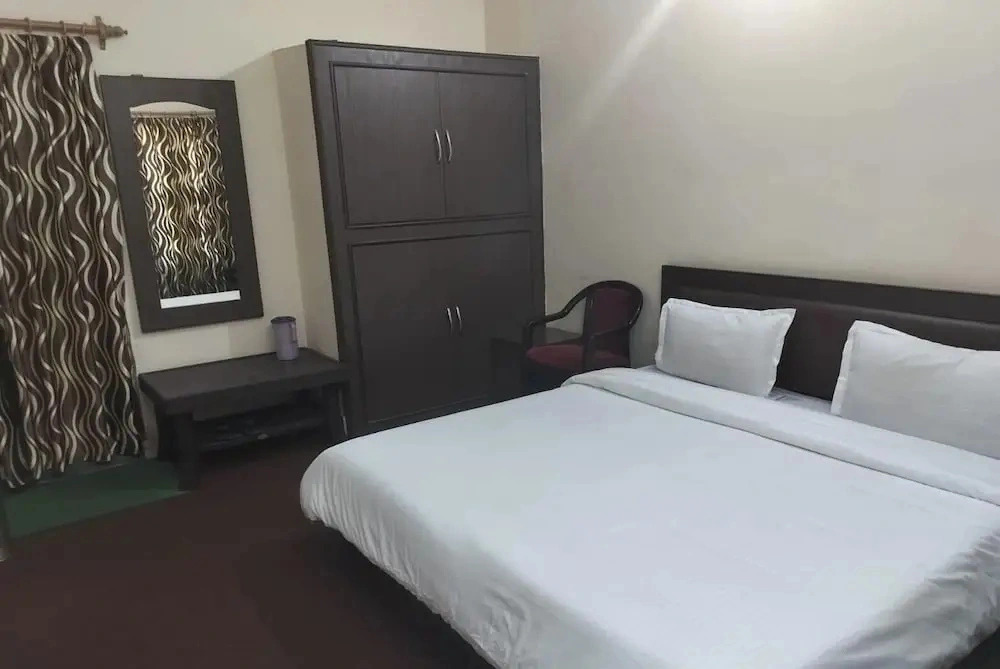 Saalak Lite Social Palace ukhimath