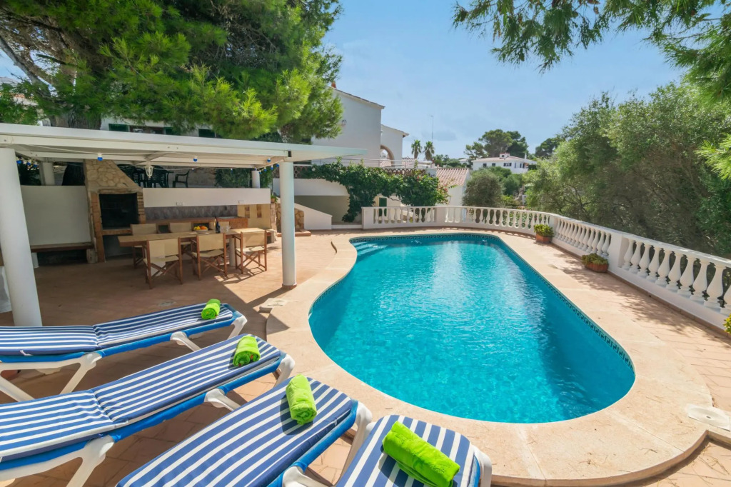 CAN JAUME 6 - Villa very close to the sea, with private pool and free WiFi.
