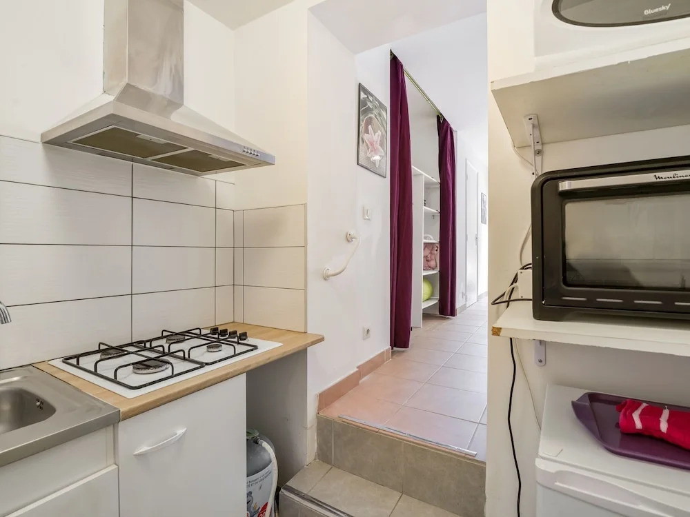 Inviting Holiday Home in Rasteau Near Vaison la Romaine