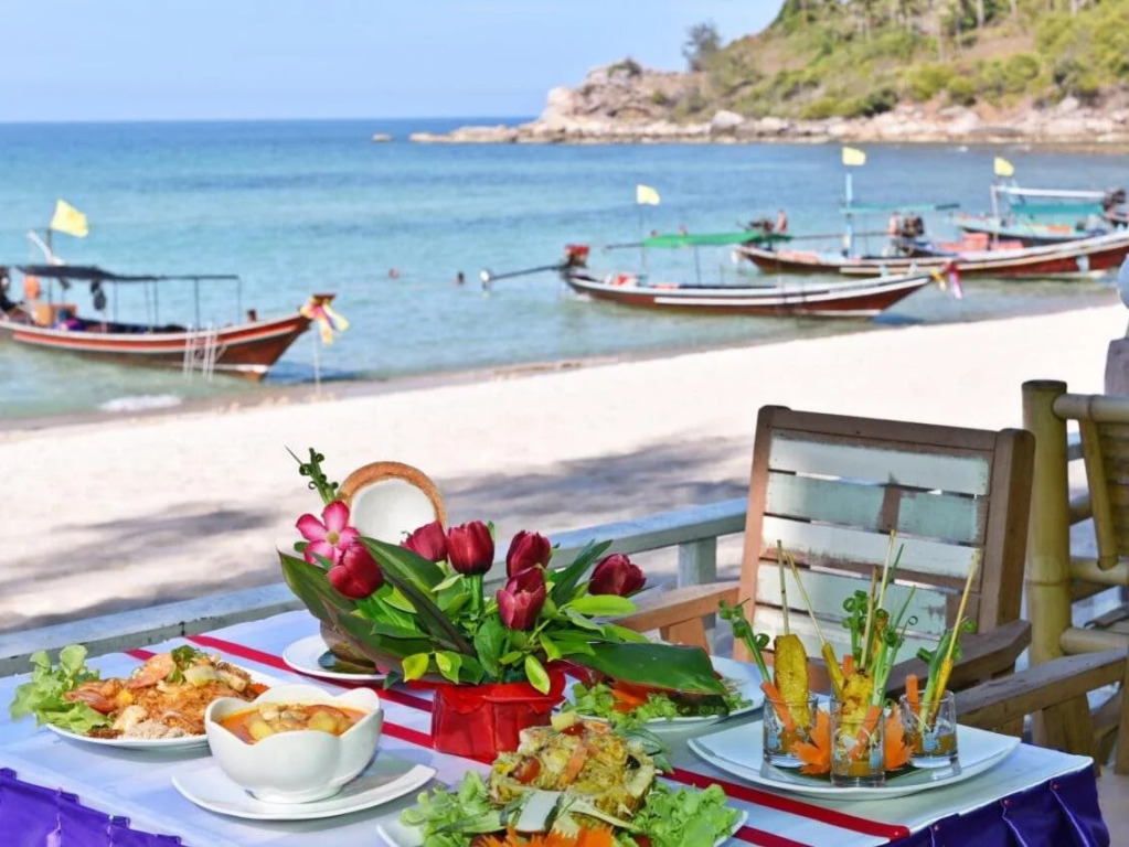 Haad Khuad Resort