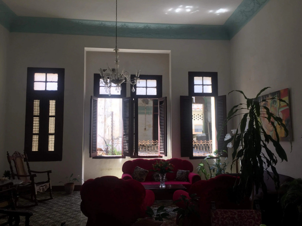 Colonial del Medio