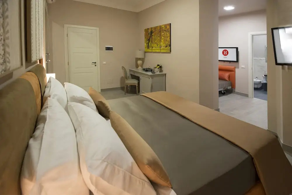 Halex room&food