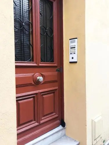 Studio 11 near Monaco train station
