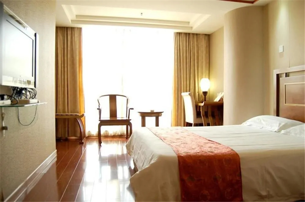 Golden Key International Hotel