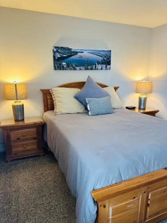 Hawks View 3 Bedroom Home by RedAwning