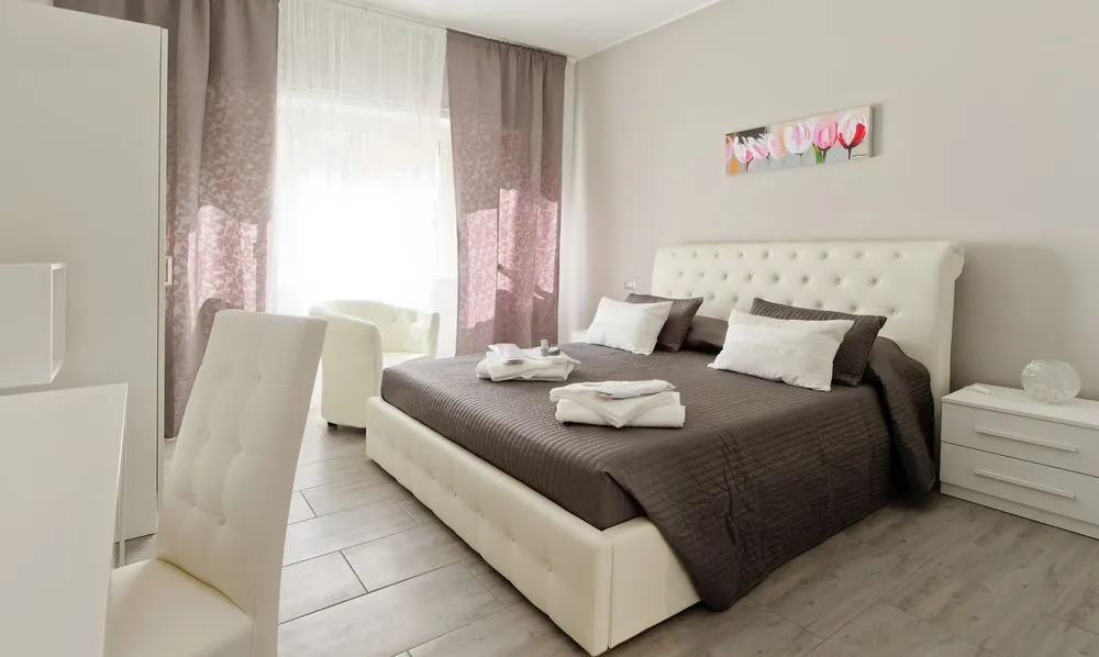 Inn Rhome St Peter