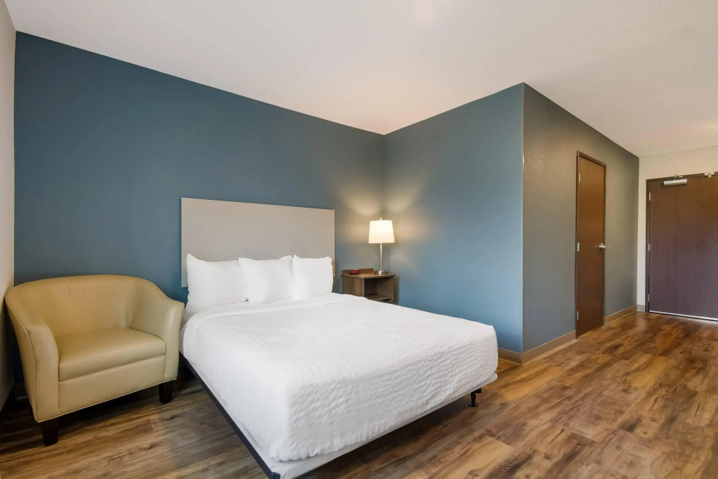 WoodSpring Suites Panama City Beach