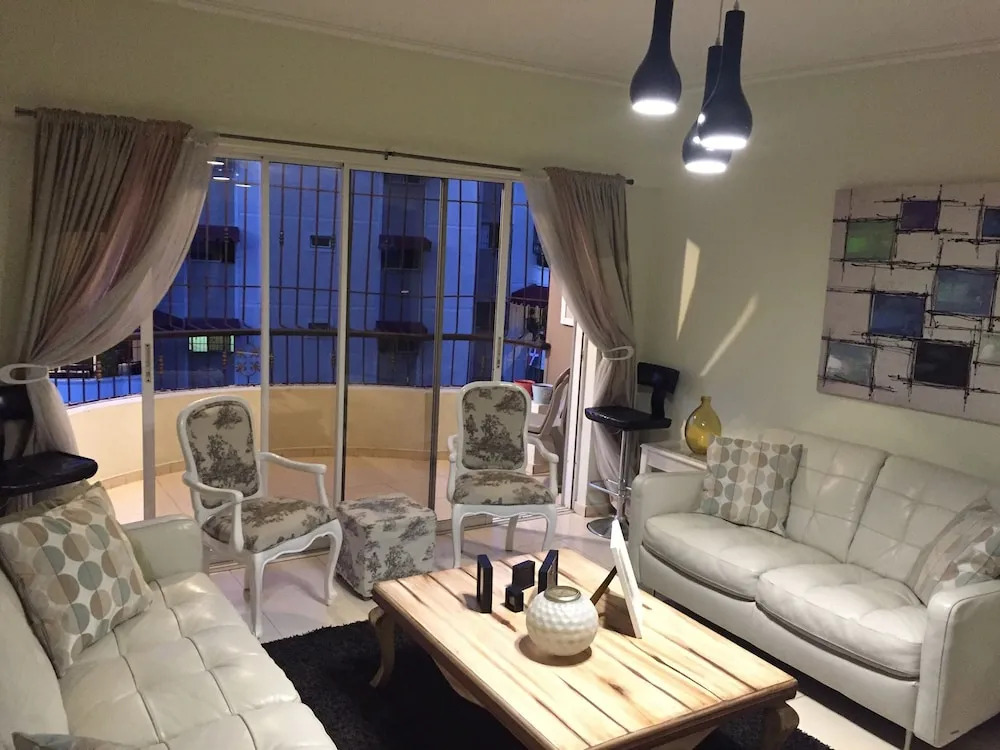 comfortable apartment in a exclusive part of the city