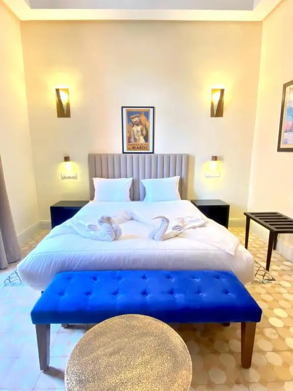 Comfy Colonial Apartments