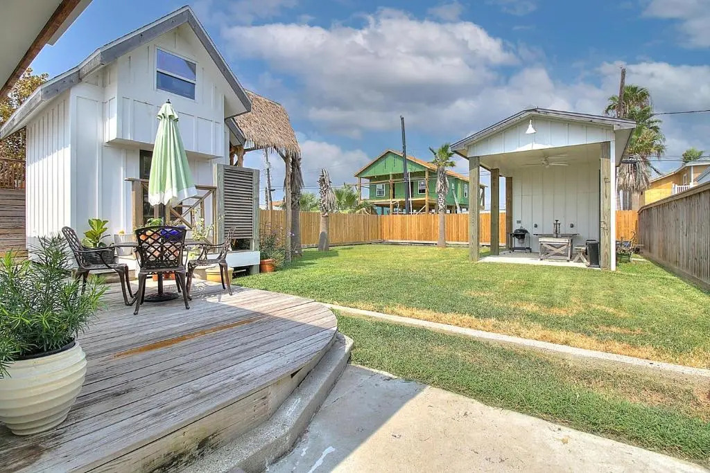 The Gulf House Gs512 Home