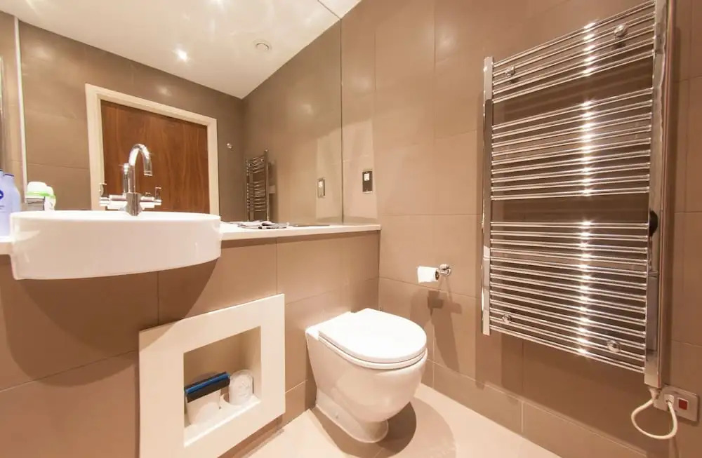 Elegant, Modern Flat in Central London, For 4