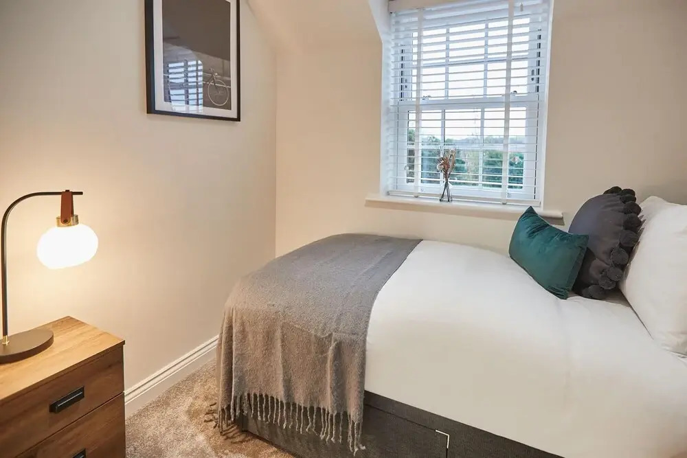 Host & Stay - Iburn House