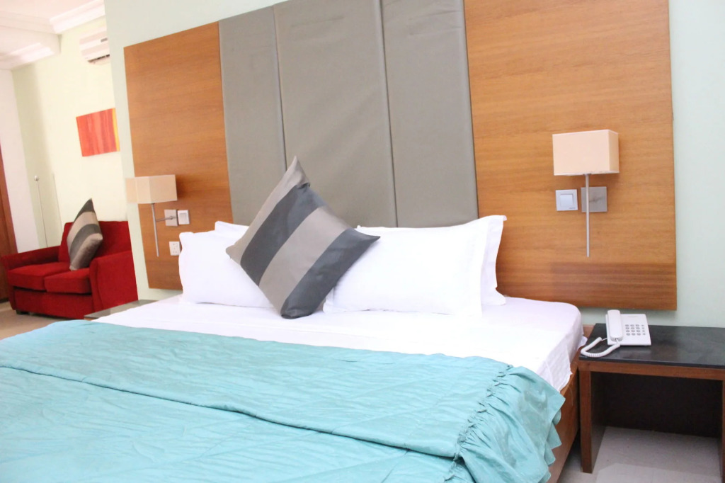 Prestige Suites