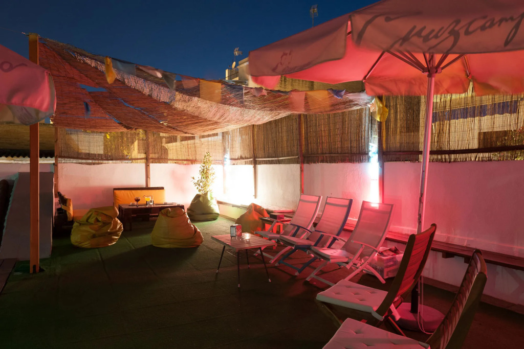 The Nomad Hostel&Pension