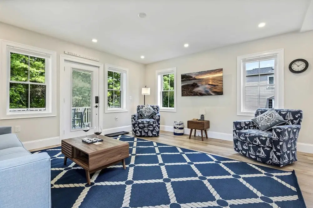 Bourne By The Beach Beautiful Home for 6 Near Shops and the Shore
