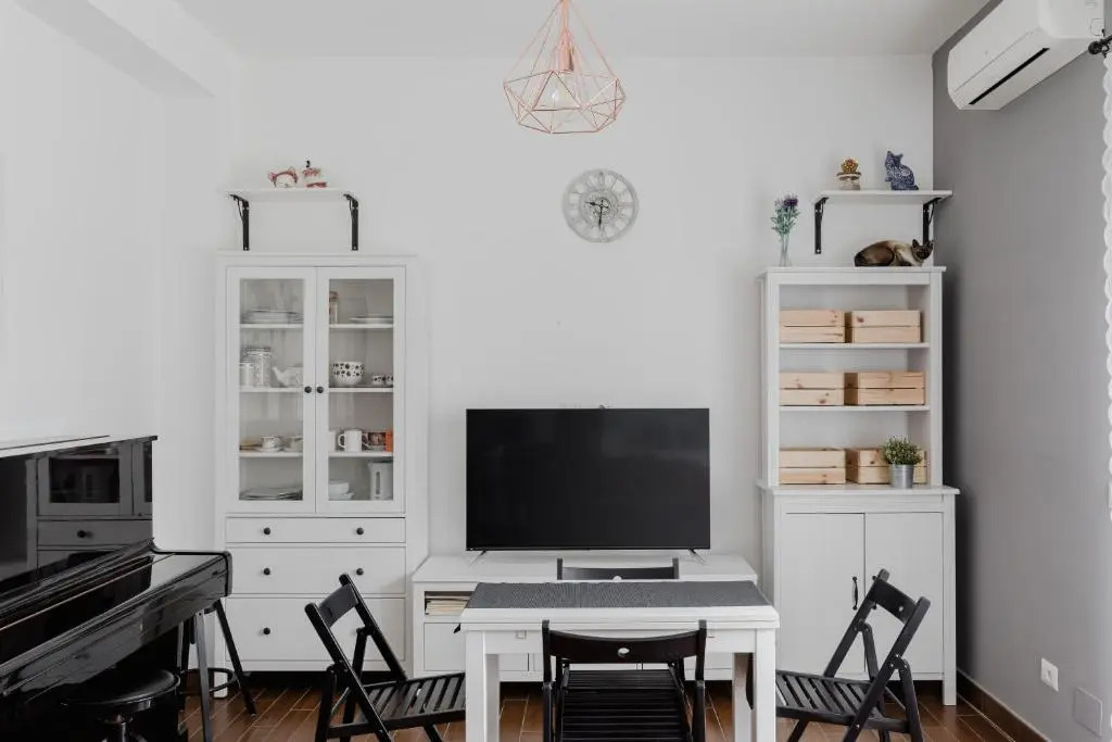 Scarfoglio Apartment, 4 persone, 2 camere, balcone, Wi-Fi, Stazione Tiburtina