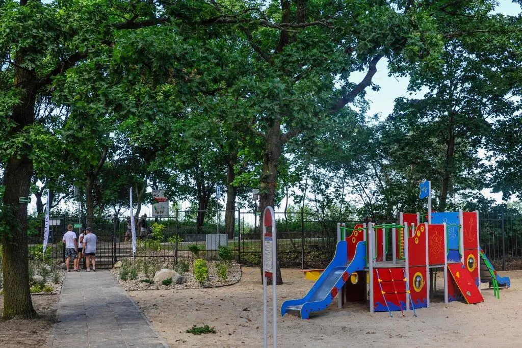 Park 45