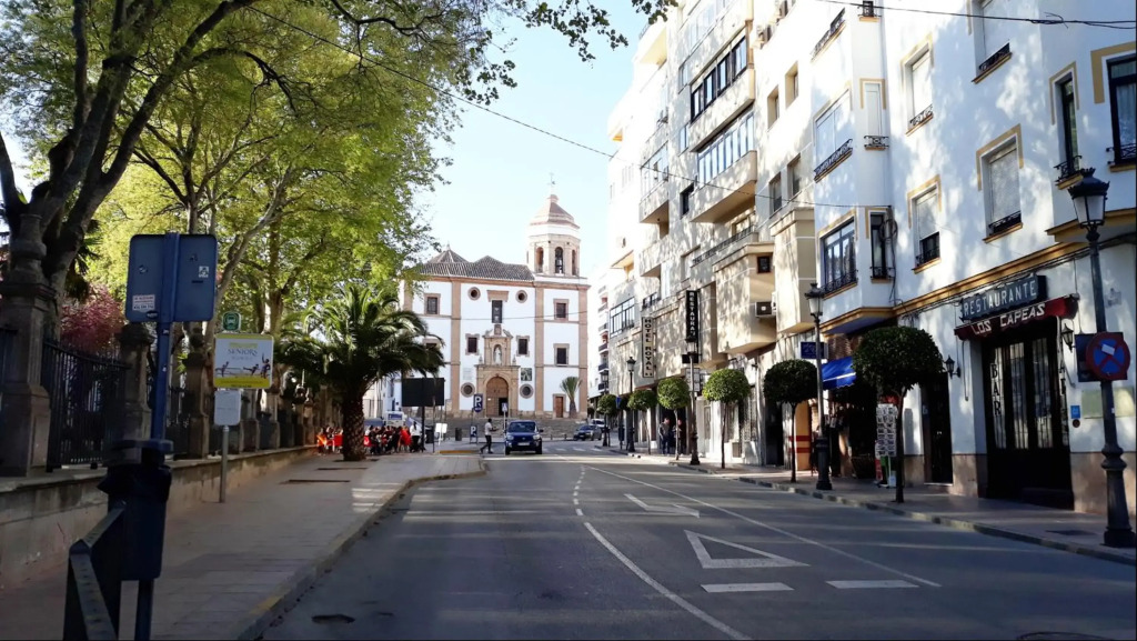 Puerta Alameda Suites