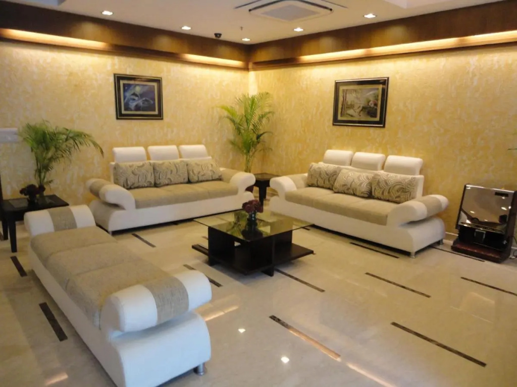 Hotel Divine Paradise
