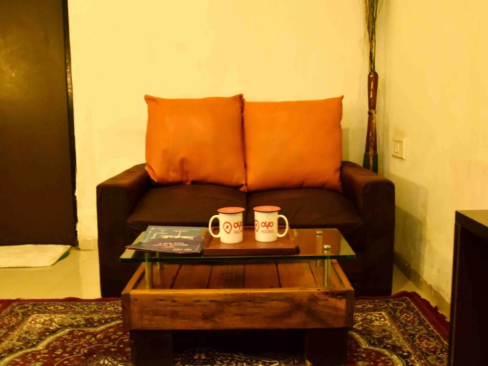 Oyo 3845 Linear Inn