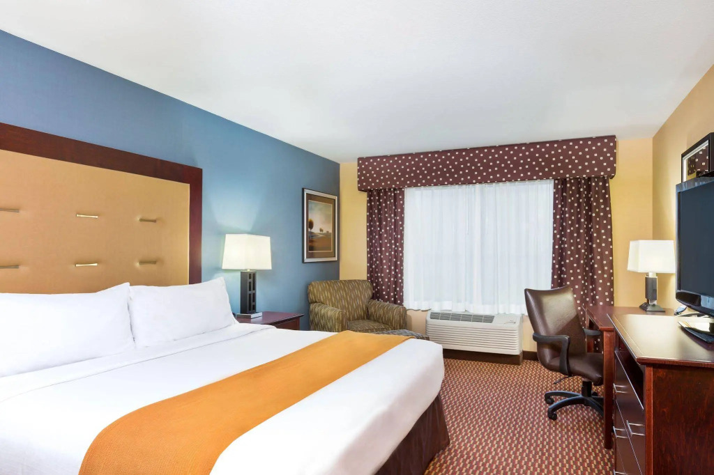 Holiday Inn Express and Suites Helena by IHG