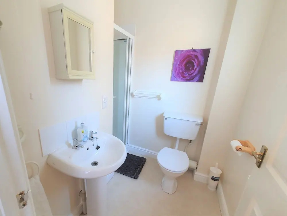 2-bedroom House Near Town With Superfast Wi-fi