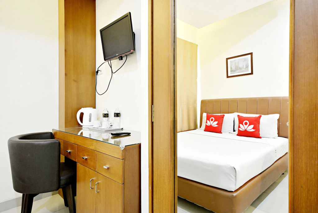 ZEN Rooms Benhil Tondano