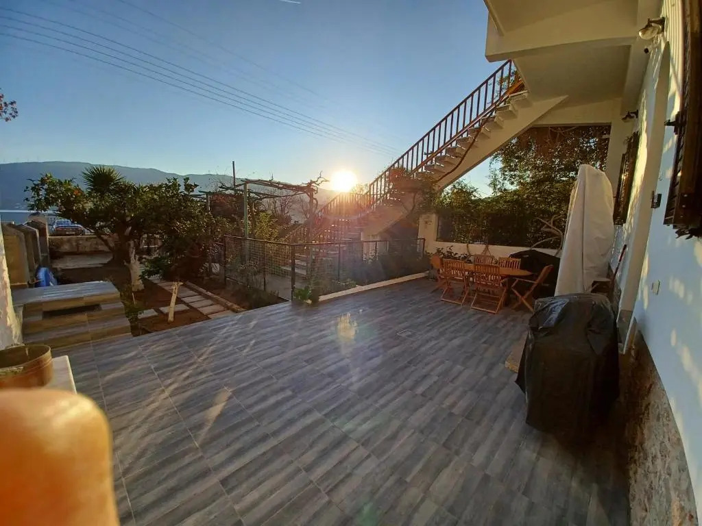 Poros Seaside Suite