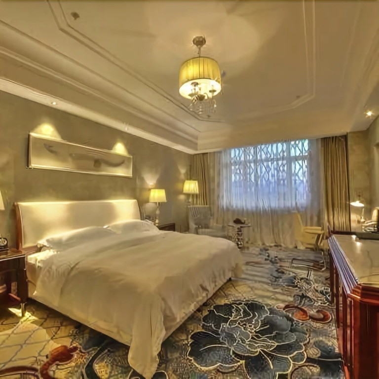 Longcheng Garden Hotel