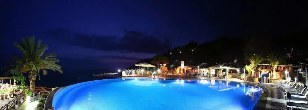 Baia del Silenzio Resort in Napels