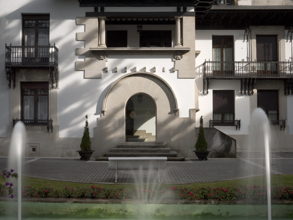 Palacio Arias