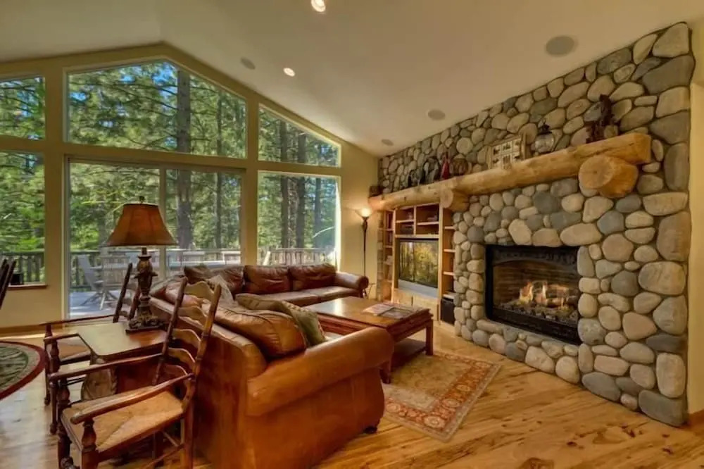 Mv16: Bear Lair Estate with Hot Tub Pn1133